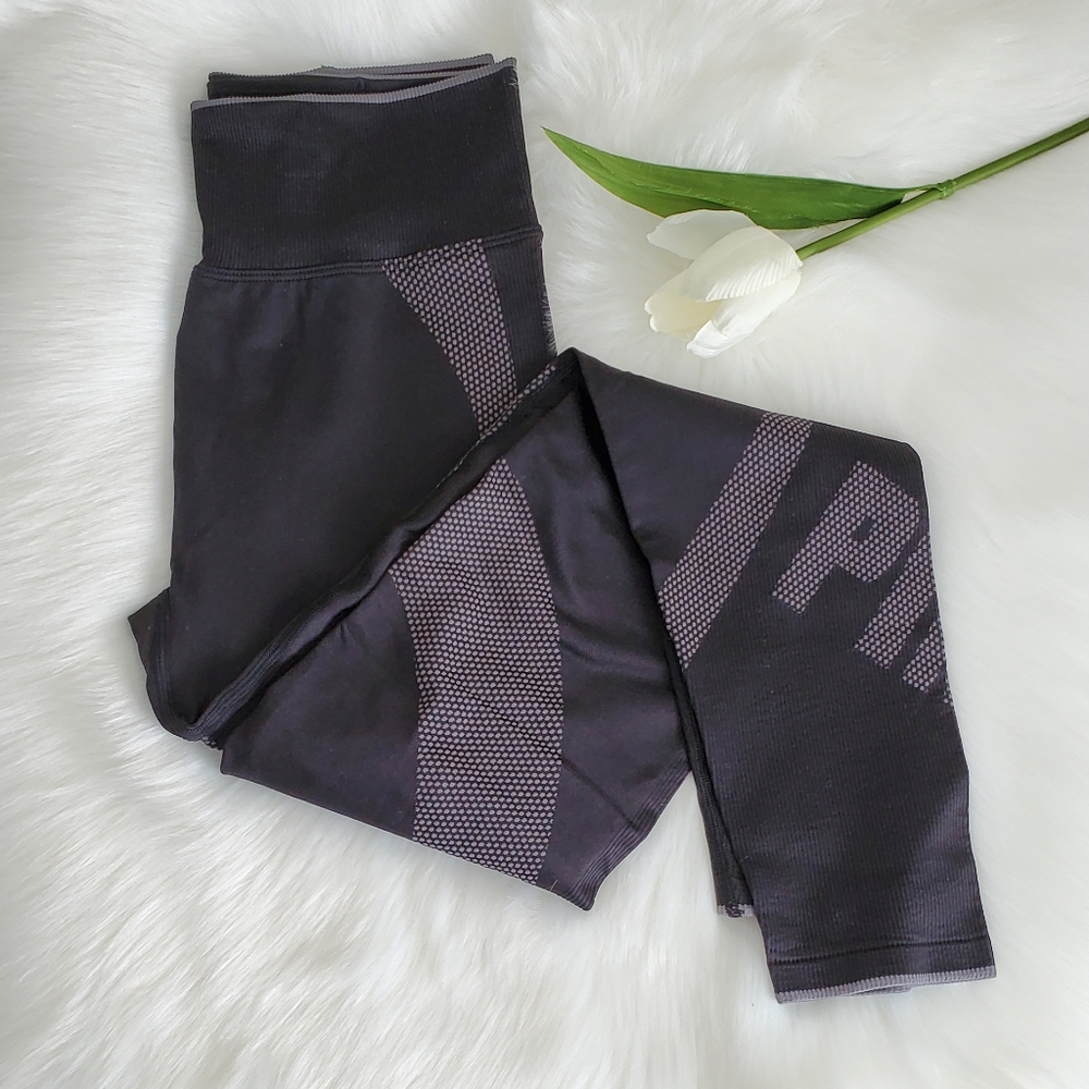 PINK VICTORIA'S SECRET LEGGINGS SIZE M - Picture 3 of 5